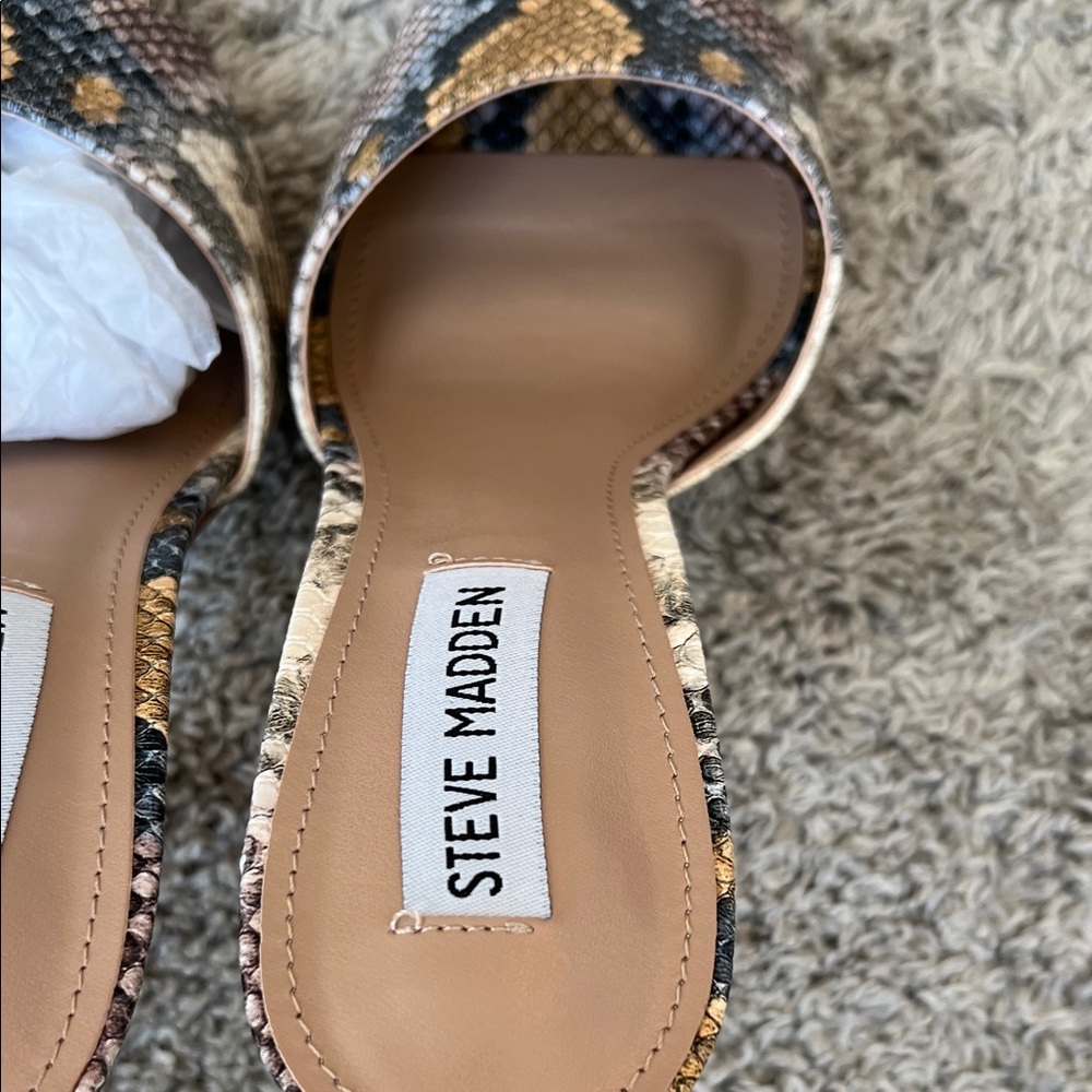 Steve Madden Snake-Print Yellow Black Open-Toe Stiletto Heels - Picture 4 of 5